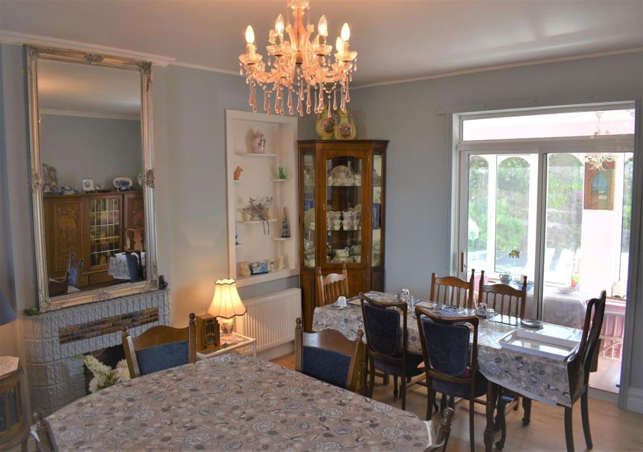 Fitzgerald'S Farmhouse Accommodation V94 Yy47 Abbeyfeale Extérieur photo
